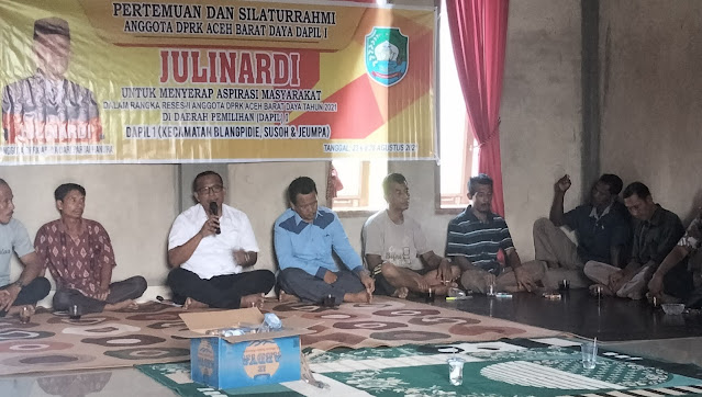 Reses Julinardi bersama perwakilan masyarakat di Geulumpang Panyong