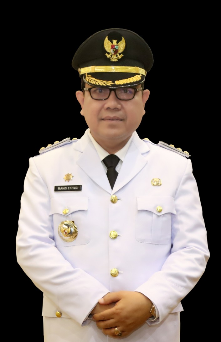 Penjabat Bupati Aceh Barat, Drs Mahdi Efendi. 