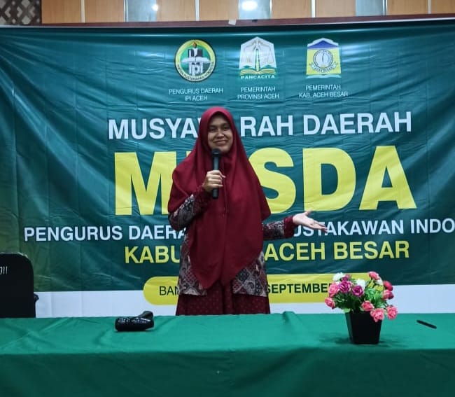 Ketua Ikatan Pustakawan Indonesia Kabupaten Aceh Besar, Rahmawati S.IP.