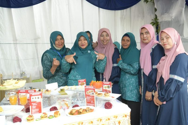 Pj Ketua TP PKK Kabupaten Aceh Besar Cut Rezky Handayani SIP MM, pada kegiatan TP PKK Aceh, di Anjong Mon Mata, Banda Aceh, Kamis (24/08/2023).