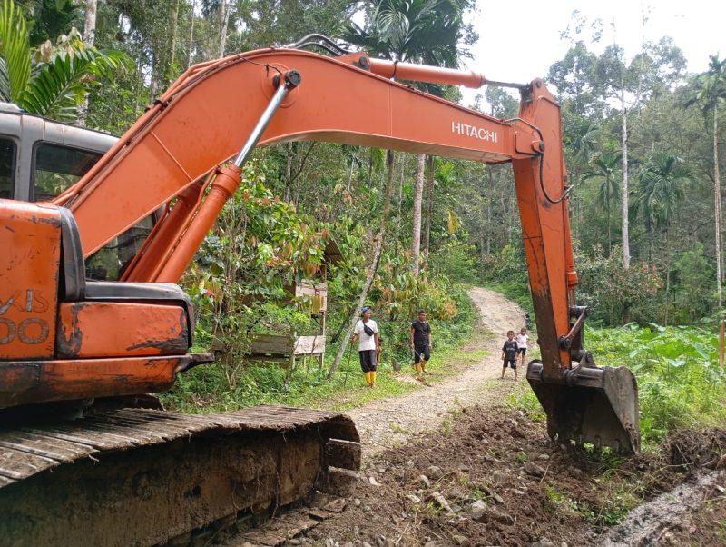 Pembukaan Jalan Pertanian TMMD ke-119 Kodim 0102/Pidie Capai 100 Persen.