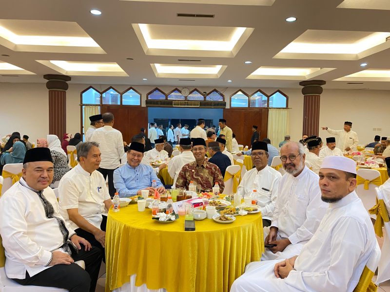 Buka Bersama Pengurus TIM, Pemerintah Aceh Minta Masyarakat Aceh di Jakarta Tetap Harmonis, Satu Kata dan Satu Tujuan. 