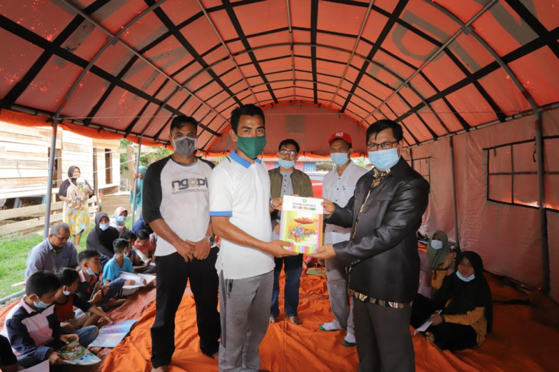 Penyerahan arsip statis ini merupakan proses akhir dari rangkaian proses akuisisi arsip statis dari pencipta arsip kepada lembaga kearsipan dalam hal ini Dinas Perpustakaan dan Kearsipan Aceh. Di mana selama ini tim pengelola Arsip dari Dinas Perpustakaan dan Kearsipan Aceh melakukan pendampingan ke SKPA – SKPA, untuk menata dan mendata arsip – arsip yang ada di SKPA. 