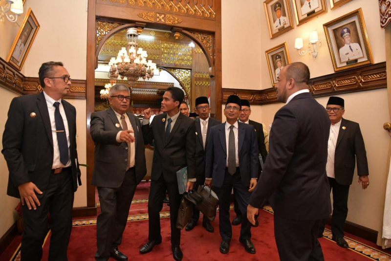 Bank Aceh Syariah melakukan RUPS dan bagi dividen. Foto: Humas Bank Aceh 