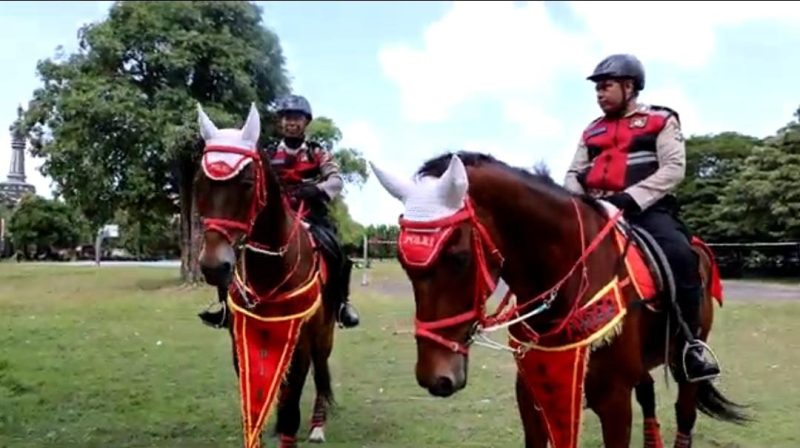 Polri saat menurunkan Pasukan Berkuda Amankan World Water Forum ke-10 di Bali. (Foto: Humas Polri)