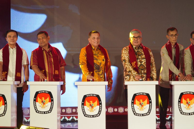 Pangdam IM Hadiri Peluncuran Pemilihan Gubernur dan Wakil Gubernur Aceh TA 2024 di Hermes Palace Hotel, Selasa (28/05/2024). Foto: istimewa/NOA.co.id