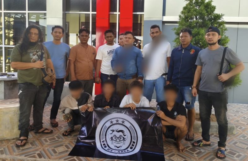 Empat remaja yang terlibat tawuran saat diamankan di Mapolres Langsa (Foto: noa.co.id)