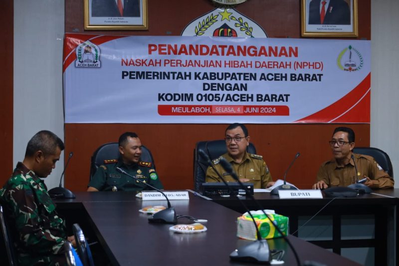 Pemkab dan Kodim 0105/Aceh Barat Tandatangani NPHD Perkuat Pengamanan Pilkada. Foto: ist