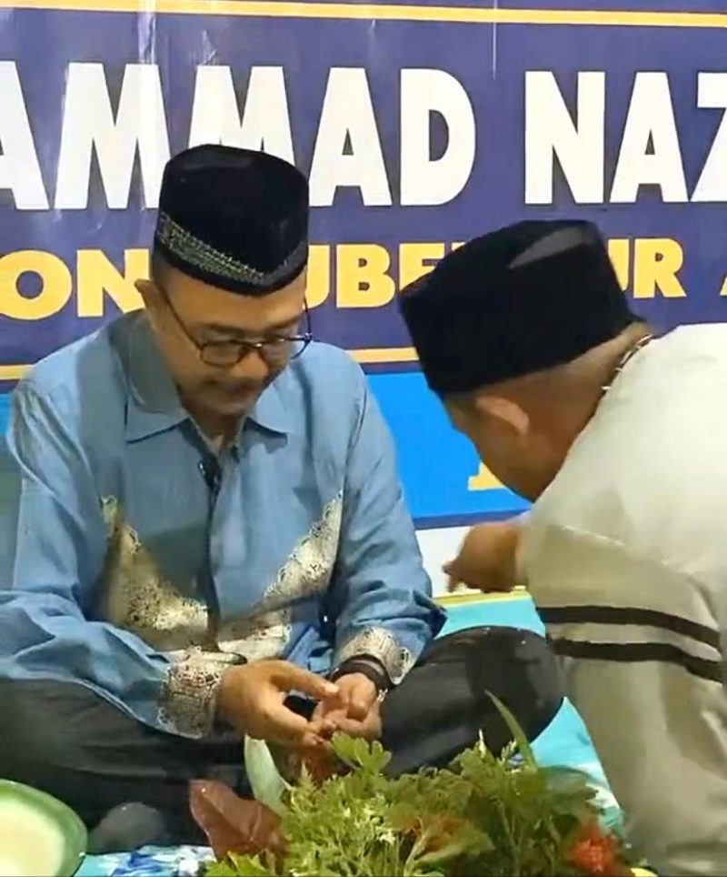 Muhammad Nazar saat dipeusijuk Tokoh Agama:di Idi, Aceh Timur (Foto: noa.co.id/FA)