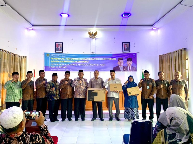 Diserahkan Kakanwil, Tiga Madrasah Aceh Barat Raih Juara Madrasah Digital (Foto: noa.co.id/FA)