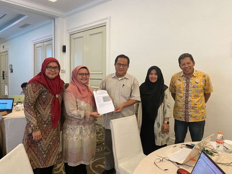 Fakultas Vokasi UNMUHA berhasil mendapatkan hibah peralatan lab kitchen senilai Rp 186.207.000 dari Direktorat Jenderal Pendidikan Vokasi Kementerian Pendidikan dan Kebudayaan. Hibah ini merupakan bagian dari ProgramPenguatan Pendidikan Tinggi Vokasi Perguruan Tinggi Swasta (PPPTV-PTS) Tahun Anggaran 2024 dan diperuntukkan bagi Program Studi D3 Perhotelan. Foto: Abdurrahman/Noa.co.id
