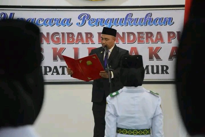 PJ Bupati Aceh Timur Kukuhkan Pasukan Paskibra.Foto. Dok: Dedi Saputra/NOA.Co.Id