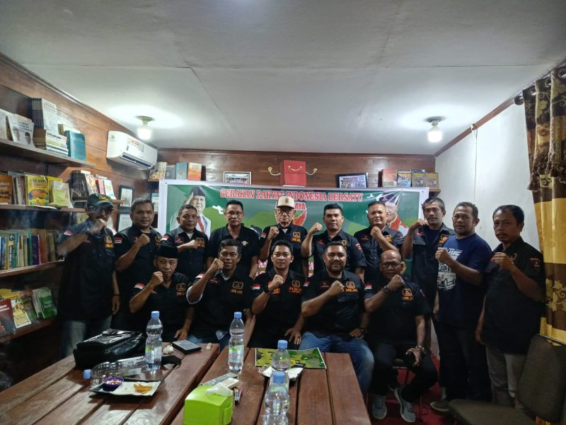 Gerakan Rakyat Indonesia Bersatu GRIB JAYA Dewan Pimpinan Cabang (DPC) di Kabupaten Aceh Singkil resmi dideklarasi dan serah terima surat mandat, Aceh Singkil, Minggu (18/8/2024.(Foto : Dok. GRIB JAYA DPC Kabupaten Aceh Singkil).