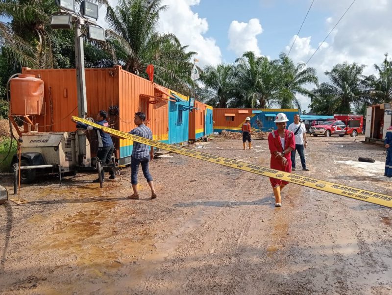 Polisi Selidiki Penyebab Kebakaran Sumur Minyak Pertamina di Aceh Tamiang. Foto: Hunas Polda Aceh