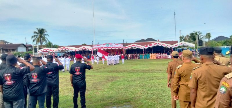 Prosesi upacara bendera HUT RI ke-79 di Abdya. (Foto. Teukunizar/NOA.co.id)