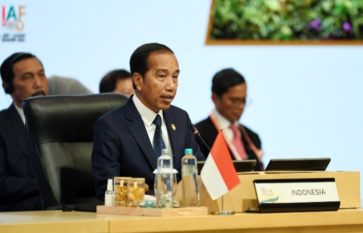 Presiden RI Joko Widodo membuka dan memimpin kedua pertemuan tingkat tinggi di Forum Indonesia-Afrika ke-2 dan Forum Kemitraan Multi-Pihak, Nusa, Dua, Bali, Senin (2/9/2024). (Foto : Kemlu RI).