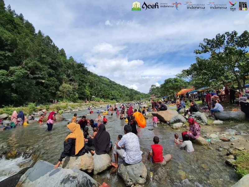 Kolam Air Panas di Gampong Beungga, Kecamatan Tangse, Kabupaten Pidie. Foto: NOA.co.id