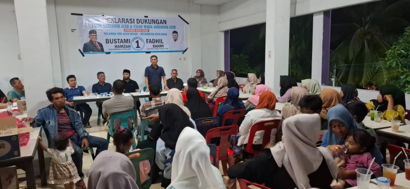 Relawan Rumah Kita Bersama (RKB) Kecamatan Kuta Baro Gelar Deklarasi Mendukung Bustami Hamzah-Syech Fadhil Rahmi. Foto: dok. Agam/NOA.co.id
