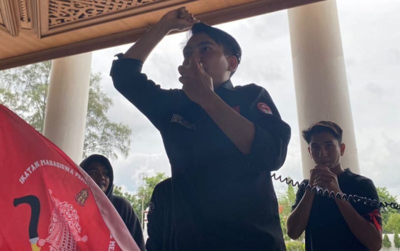 Koordinator koalisi Pemuda Dan Mahasiswa Aceh, Marisi Saputra. (Foto : Dok.Farid Ismullah/NOA.co.id).