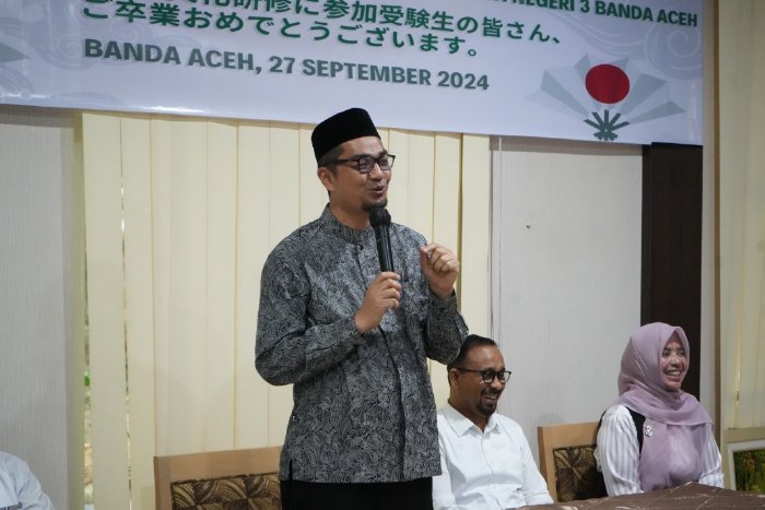Kepala Dinas Pendidikan Aceh, Marthunis, ST., D.E.A., menghadiri penutupan pelatihan bahasa dan budaya Jepang yang berlangsung di SMK 3 Banda Aceh pada Jumat, 27 September 2024. Foto: dok. MC Disdik Aceh