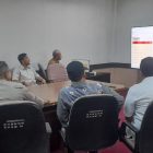 Pj Bupati Aceh Utara, Dr Mahyuzar bersama pejabat Provinsi Aceh, sedang memantau gudang logistik dan kesiapan tim desk Pilkada, Senin (4/11/2024) (Foto Zubir.NOA.co.id).