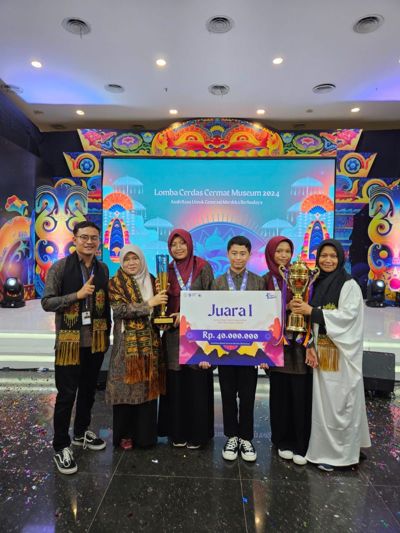 Wakili Aceh, Santri Dayah MUQ Pagar Air Jenjang MTs Raih Juara 1 LCCM Tingkat Nasional Tahun 2024. Foto: ist