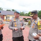 Kabid Propam Polda Aceh Kombes Eddwi Kurnianto, saat memeriksa kedisiplinan Personel Polres Aceh Utara, Rabu (6/11/2024) (Foto NOA.co.id).