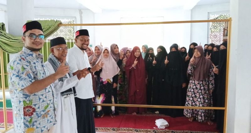 Pimpinan Dayah di Barat Selatan Doakan Om Bus-Syech Fadhil Menang di Pilkada Aceh 2024. Foto: dok.ist