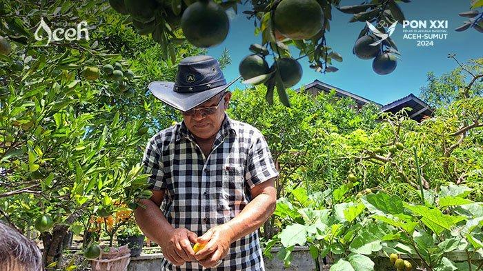 Pemilik wisata edukasi Rumah Pangan Lestari, Win Jamal. Foto: NOA.co.id