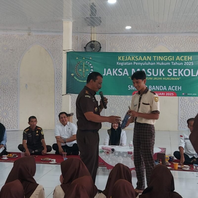 Kejati Aceh Kembali Gelar Jaksa Masuk Sekolah, Ingatkan Bahaya Narkoba, Bully dan Judi Online. Foto: Dok. Kejati Aceh