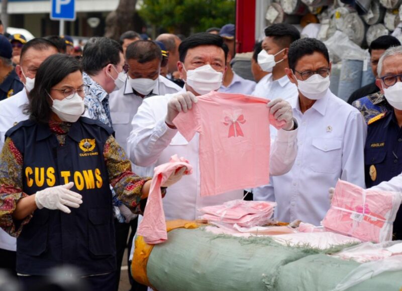Menkopolkam, Budi Gunawan (Tengah). (Foto : Dok. NOA.co.id).