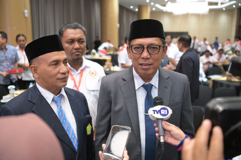 Plt Sekda Aceh Alhudri Buka Rakerprov KONI Aceh. Foto: Dok. Prokopim Setda Aceh