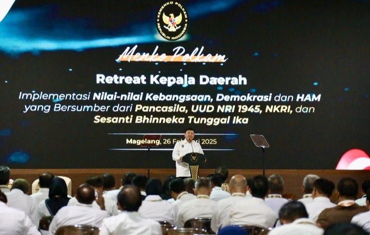 Menteri Koordinator Bidang Politik dan Budi Gunawan saat menjadi narasumber dalam acara Retreat Kepala Daerah di Magelang, Jawa Tengah, Rabu (26/2/2025). (Foto : Humas Kemenkopolkam).