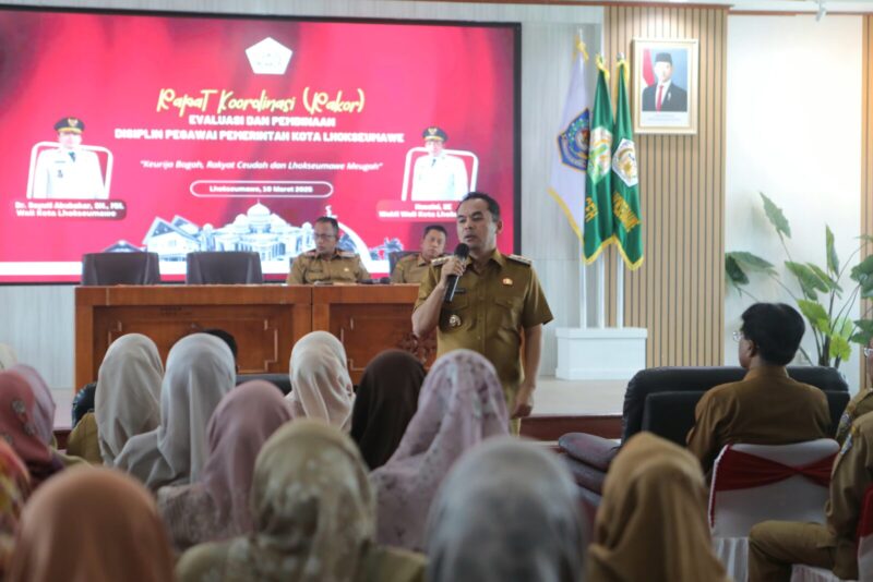 Meningkatkan Kedisiplinan ASN: Langkah Tegas Wali Kota Lhokseumawe untuk Pembangunan Kota yang Lebih Baik. Foto: Dok. Ist