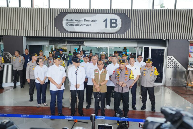 Tinjau Bandara Soetta, Kapolri Instruksikan Jajaran Rutin Patroli Pastikan Pemudik Aman-Nyaman. Foto: Dok. Polda Aceh