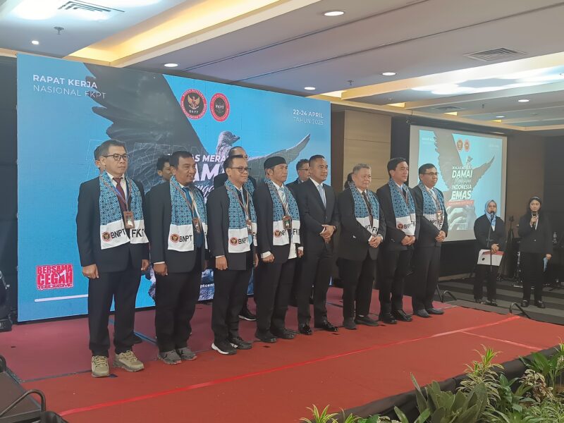 Kepala BNPT-RI Lantik Dr., Wiratmadinata, S.H., M.H., Sebagai Ketua FKPT-Aceh. Foto: Dok. PWI Aceh Besar