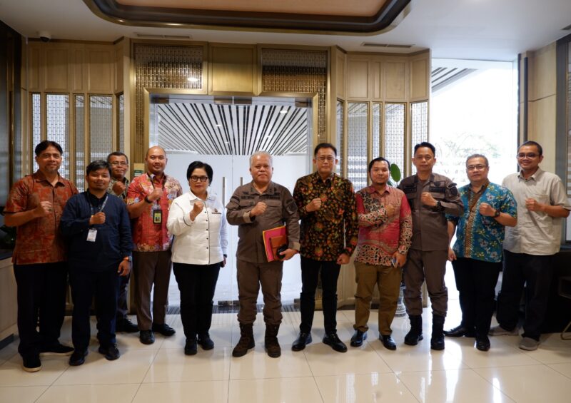 Rapat finalisasi terhadap Nota Kesepahaman (MoU) antara Dewan Pers dengan Kejaksaan RI, Jakarta, Kamis (8/5/2025). (Foto : NOA.co.id/HO-Puspenkum Kejagung RI).