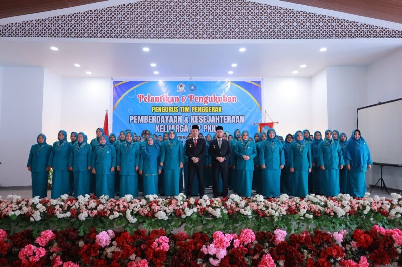 Bupati Aceh Barat Lantik Pengurus PKK, Harap Jadi Motor Penggerak Perubahan Positif. Foto: Diskominsa Aceh Barat