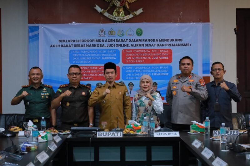 Forkopimda Aceh Barat Bersatu Lawan Judi Online, Narkoba, dan Premanisme. Foto: Dok. Diskominsa Aceh Barat