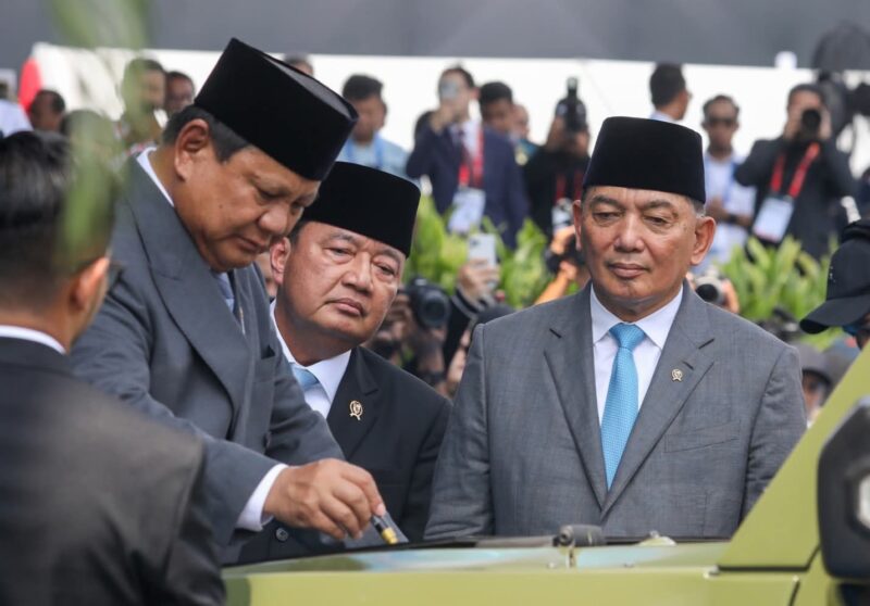 Presiden Prabowo (Kedua Kiri) saat Pembukaan Indo Defence 2024 Expo & Forum, Jakarta, Rabu (11/6/2025). (Foto : NOA.co.id/HO-Kemenko Polkam).