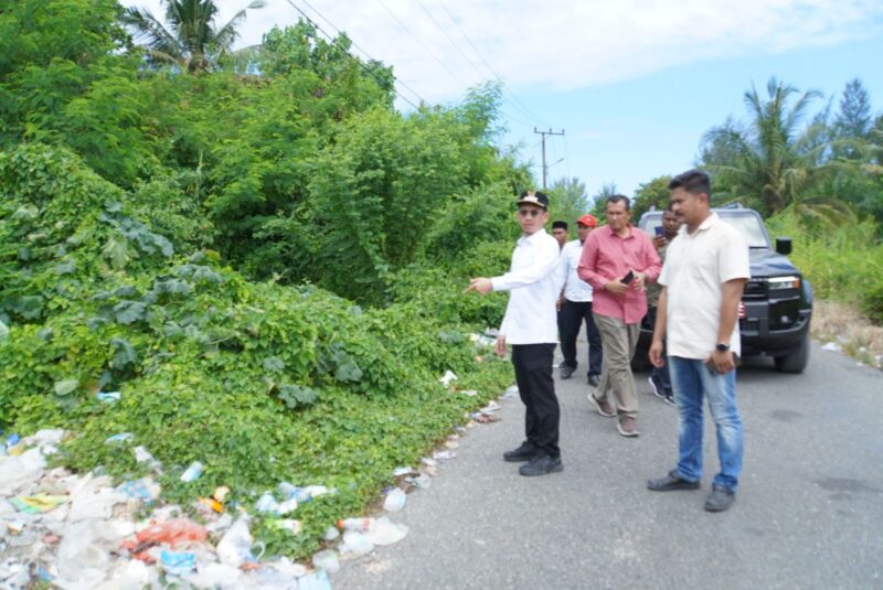 Bupati Tarmizi Turun Langsung Atasi Masalah Sampah di Aceh Barat, Dorong Peran Aktif Masyarakat. Foto: Dok. Diskominsa Aceh Barat