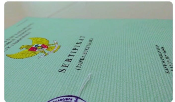 Foto serifikat tanah. Foto: Dok. Sadikin/NOA.co.id