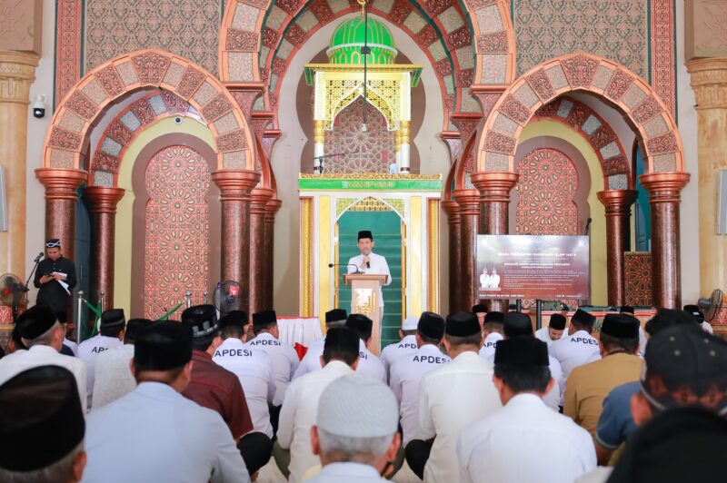 Bupati Tarmizi Serukan Sinergi Ulama, Pemerintah, dan Masyarakat dalam Penerapan Syariat Islam di Aceh Barat. Foto: Dok. Diskominsa Aceh Barat