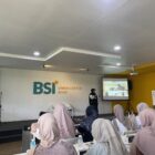 Komunitas Voice People Aceh adakan Workshop melatih dan mengembangkan voice over masyarakat Banda Aceh dan sekitarnya di BSI UMKM Center, Rabu(18/06/2025). Foto: Dok. Aininadhirah/NOA.co.id
