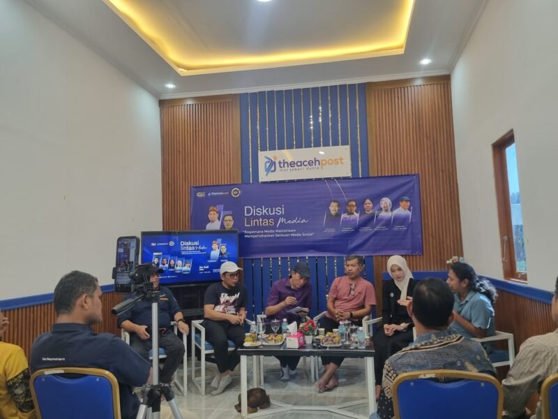 Diskusi Lintas Media Terkait Media Mainstream Bersama Para Jurnalis,Banda Aceh, Kamis (24/07/2025). Foto: Dok. Aininadhirah/NOA.co.id