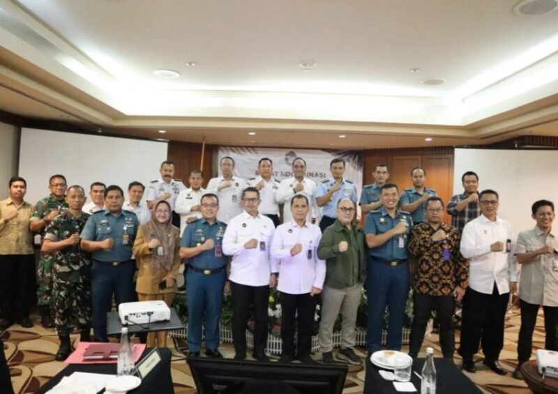 Rakor pengawasan dan pemeliharaan keamanan, keselamatan, serta penegakan hukum di wilayah perairan Indonesia, Jakarta, Rabu (30/7/2025). (Foto : NOA.co.id/HO-Kemenko Polkam).