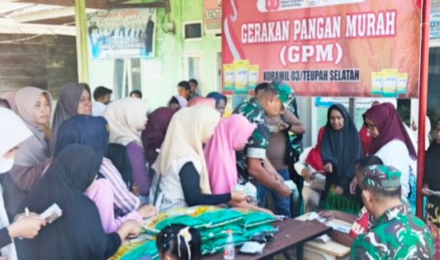 TNI dan Perum Bulog Gelar Gerakan Pangan Murah Sambut HUT ke-80 Kemerdekaan RI. Foto:Dok. Argam/Noa.co.id.