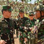 Dandim 0102/Pidie Dampingi Pangdam IM Tinjau Latbakjatratnis Yonarmed 17/RC di Pidie. Foto: Ist