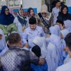 Bupati Pidie, H.Sarjani Abdullah,SH saat menghadiri Imunisasi Dinas Kesehatan, Rabu (13/8/2025) (Foto.Amir Sagita.NOA.co.id).