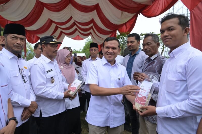 Wagub Aceh Launching BUMG Penyalur Pupuk Bersubsidi. Foto: Ist